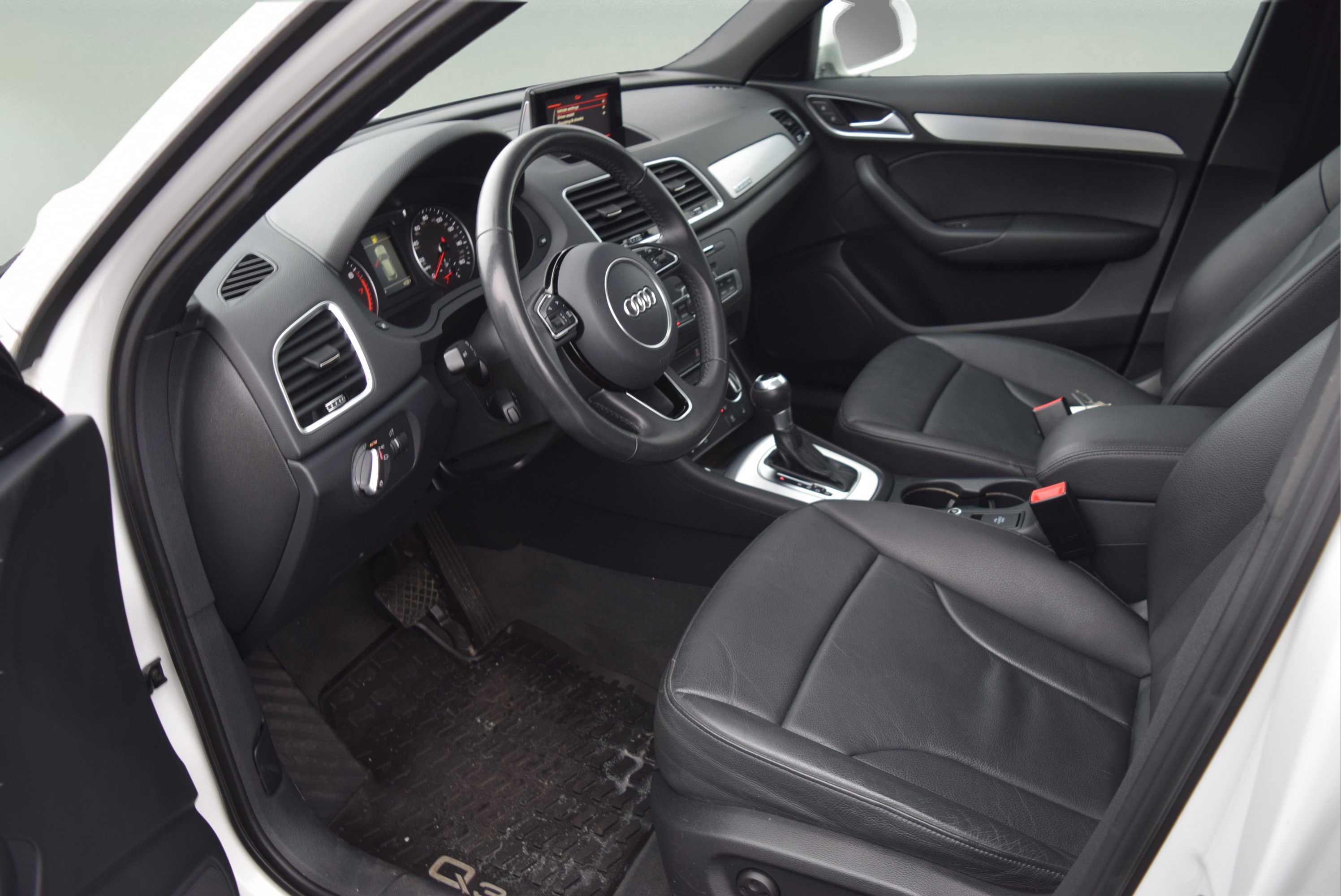 Used 2018 Audi Q3 2.0T Premium image 10