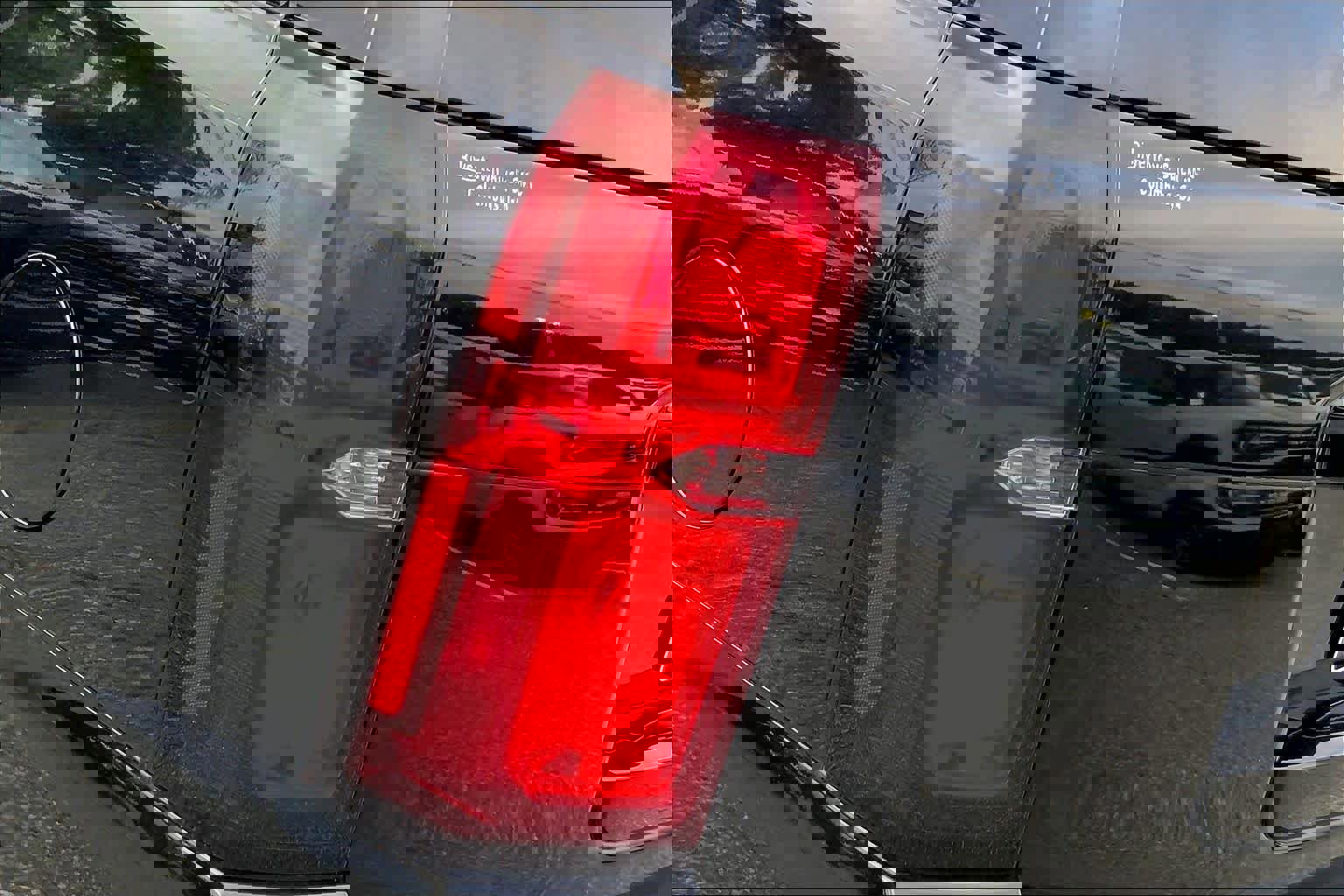 Used 2015 Chevrolet Tahoe LTZ RWD image 27