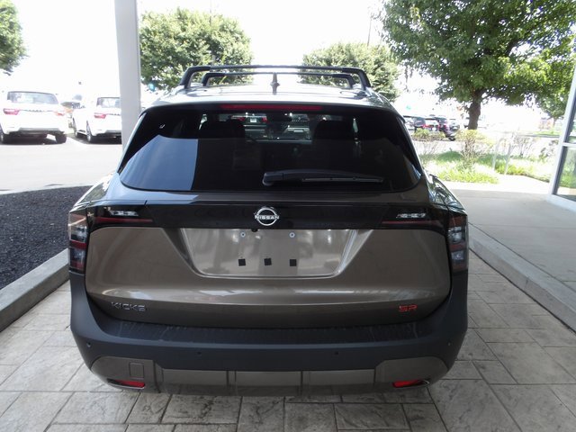 Used 2025 Nissan Kicks SR image 6