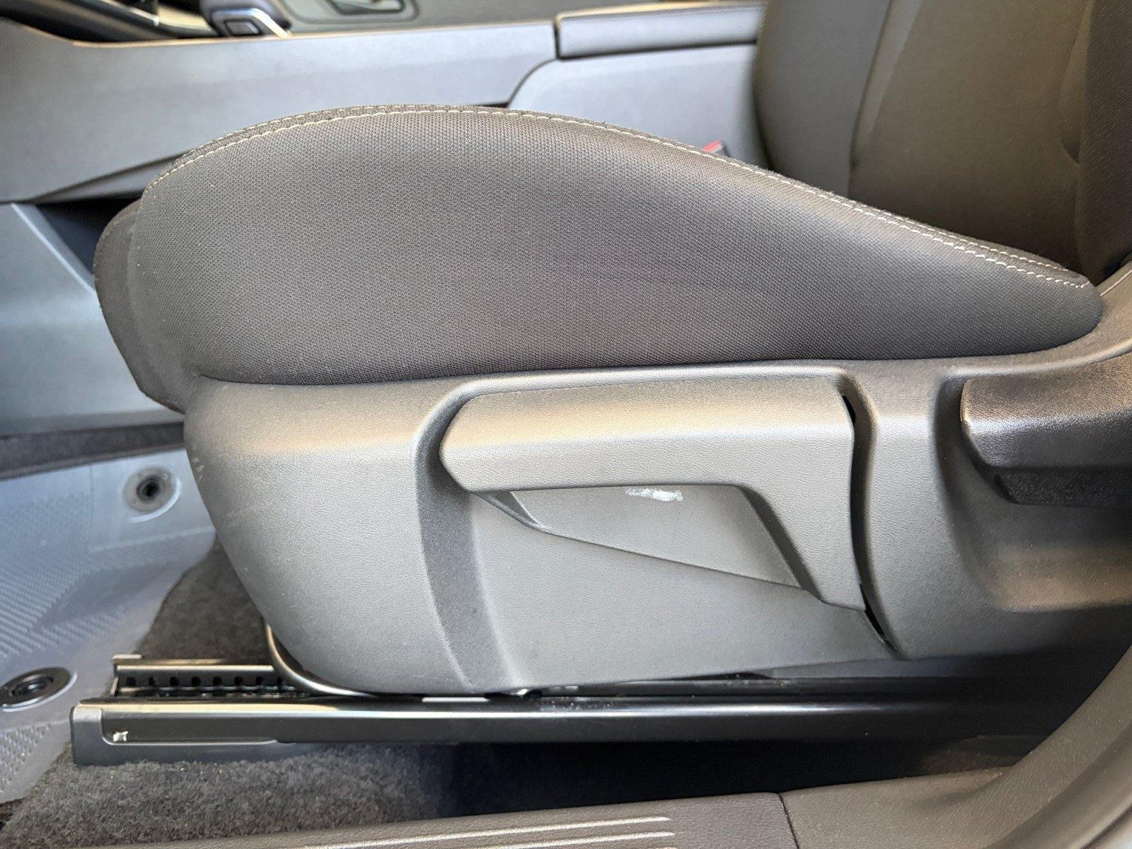 Used 2023 Nissan Rogue S FWD image 12