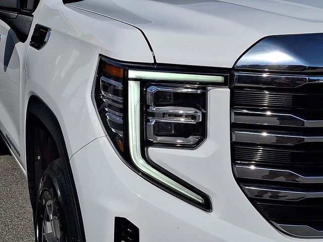 Certified 2025 GMC Sierra 1500 SLT image 9