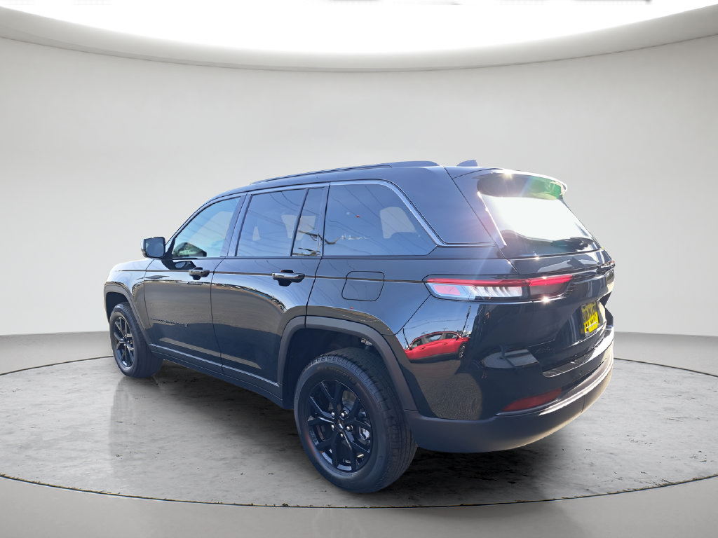 New 2026 Jeep Grand Cherokee Altitude AWD/4WD image 7