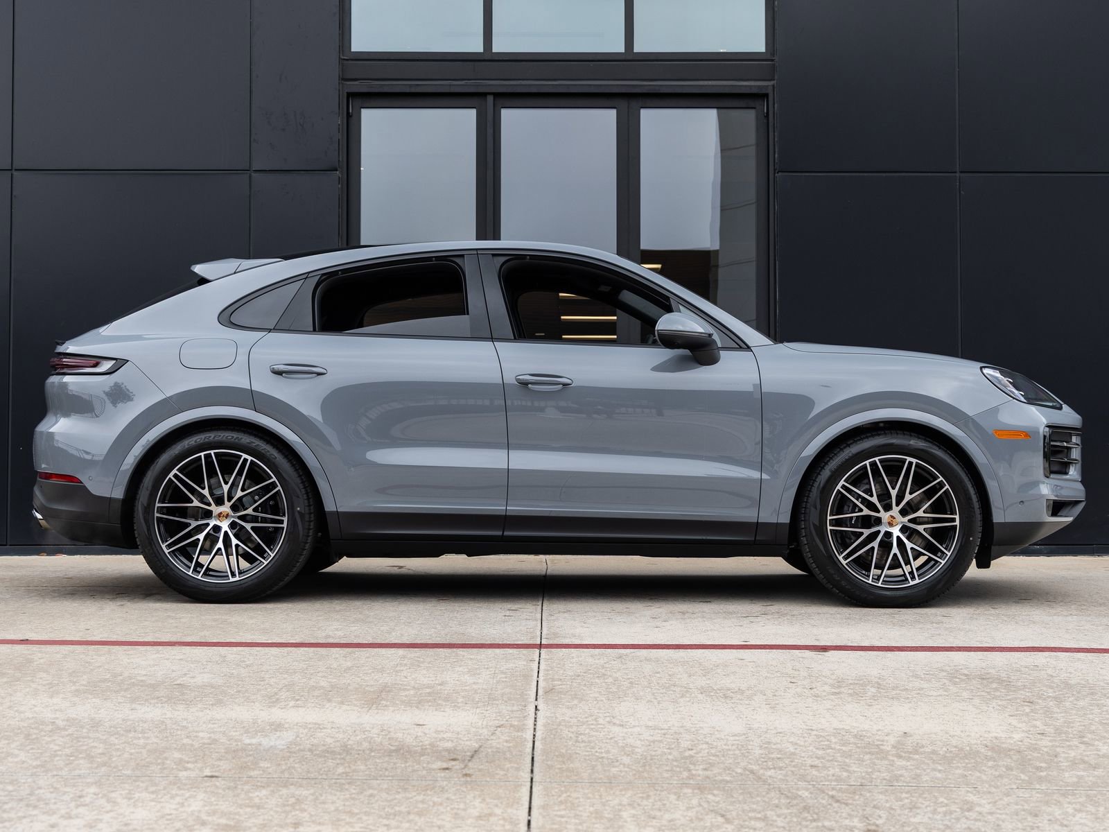 New 2026 Porsche Cayenne Coupe image 12