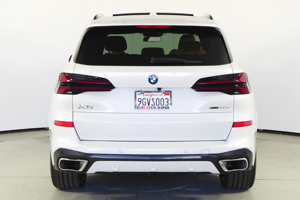 Used 2024 BMW X5 xDrive50e w/ M Sport Package AWD/4WD image 8