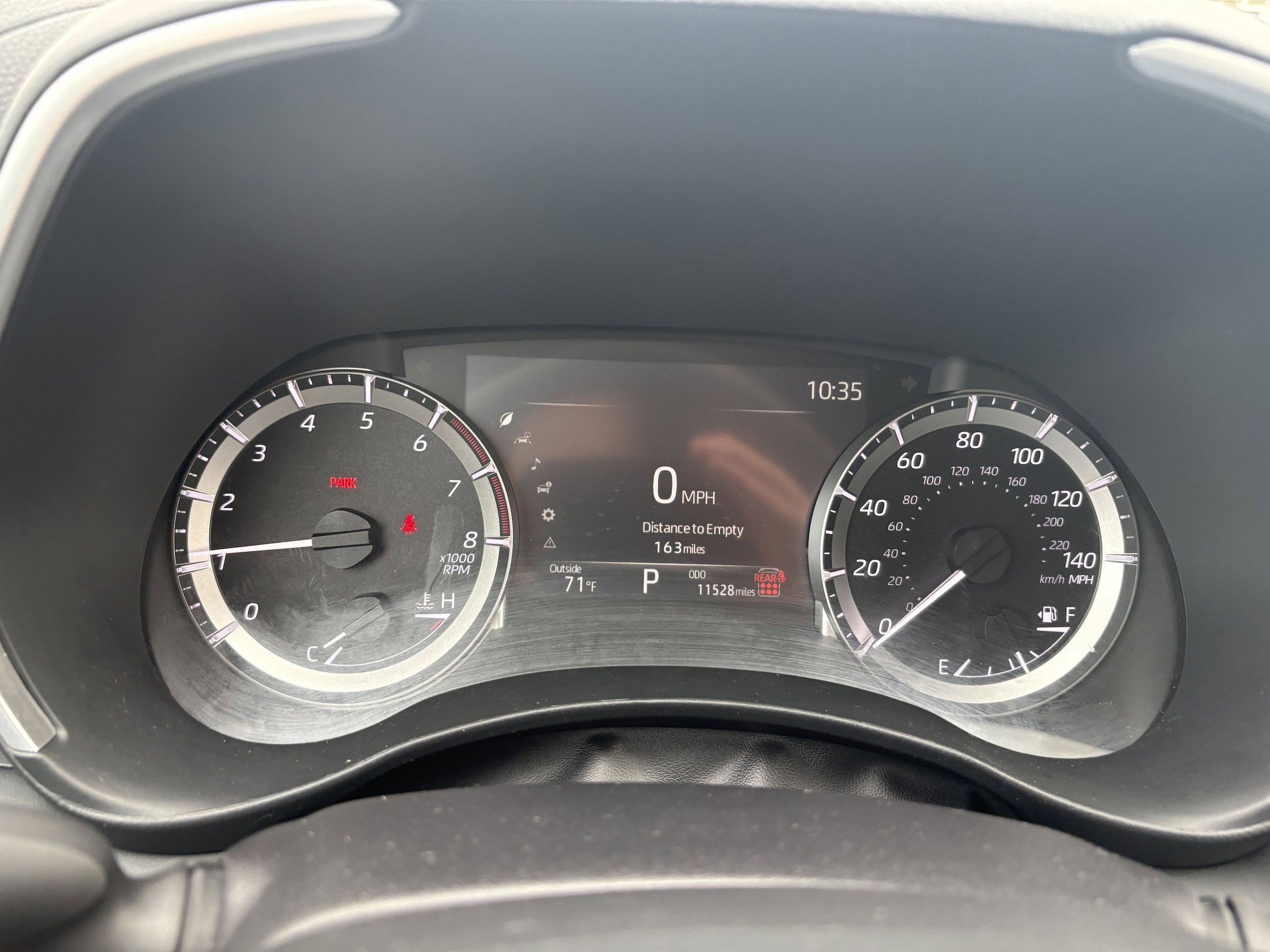Certified 2025 Toyota Highlander XLE AWD/4WD image 4