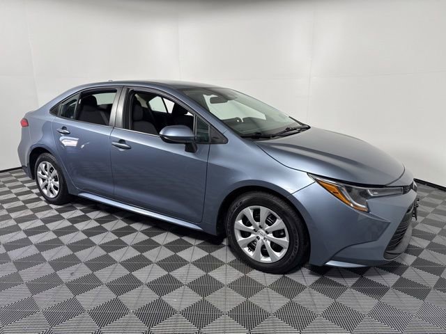 Used 2024 Toyota Corolla LE image 11