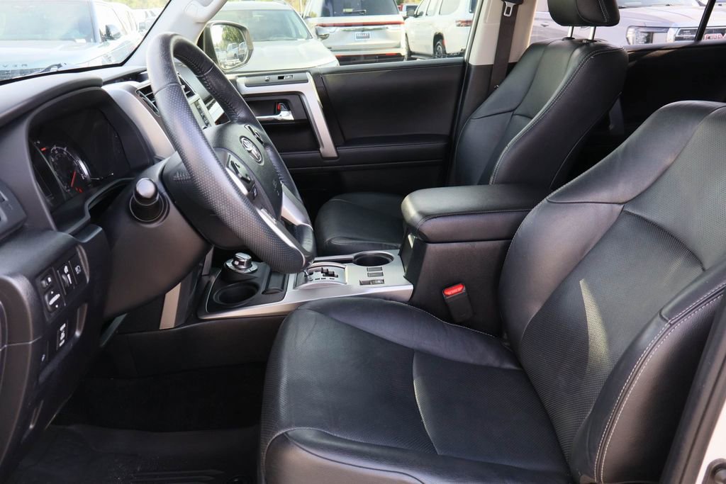 Used 2021 Toyota 4Runner Limited AWD/4WD image 24
