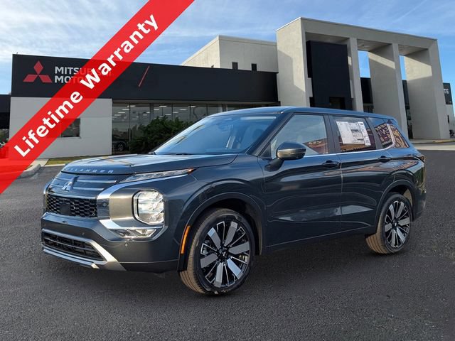 New 2026 Mitsubishi Outlander SE