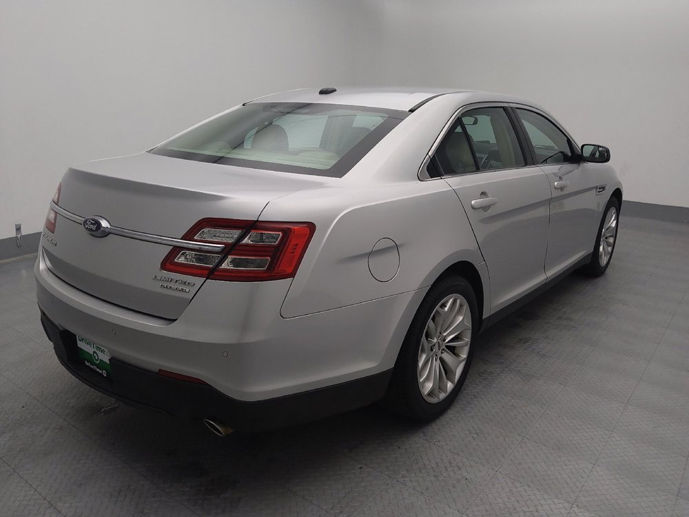 Used 2016 Ford Taurus Limited image 9