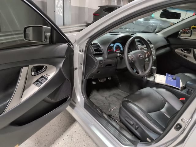 Used 2009 Toyota Camry SE FWD image 11