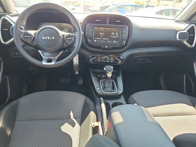 Used 2023 Kia Soul LX w/ Option Group 015 FWD image 12