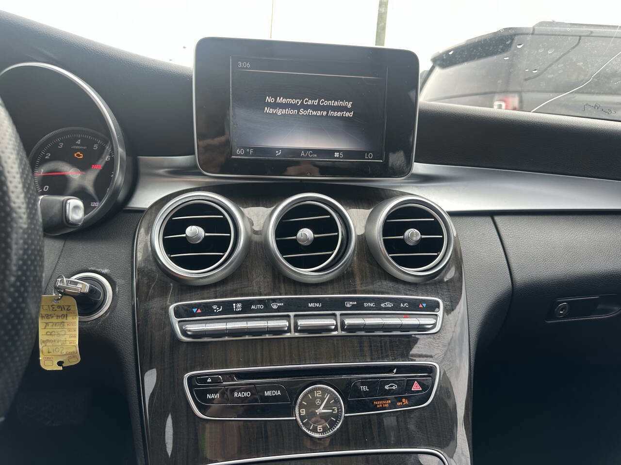 Used 2017 Mercedes-Benz C 300 4MATIC Sedan image 19