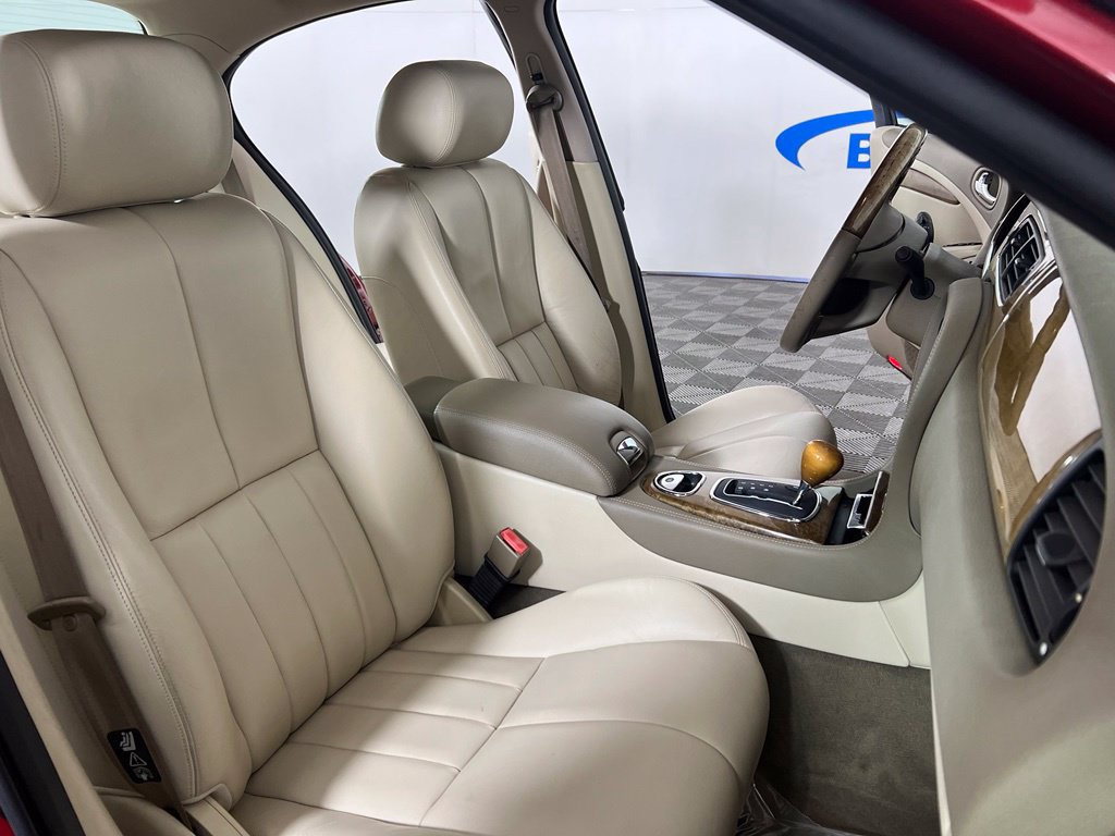 Used 2004 Jaguar S-TYPE 4.2 RWD image 12