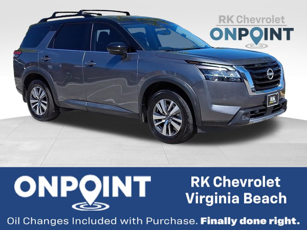 Used 2022 Nissan Pathfinder SL image 1