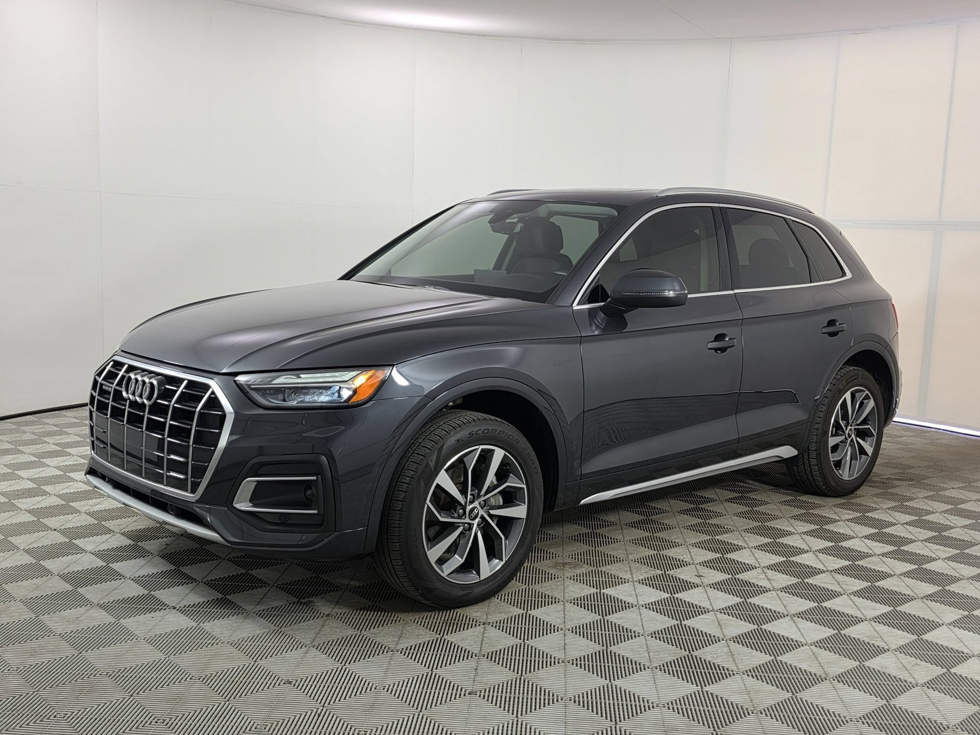 Used 2021 Audi Q5 2.0T Premium w/ Convenience Package AWD/4WD image 39