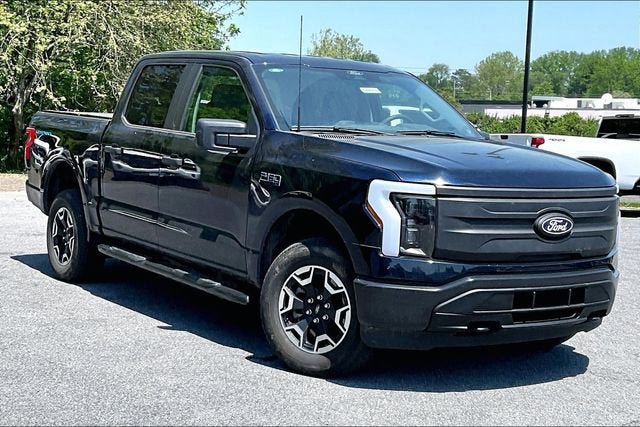 Used 2024 Ford F150 Lightning Pro AWD/4WD image 3