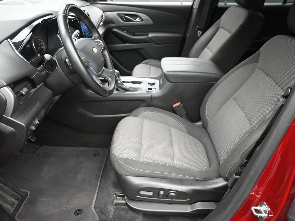 Used 2023 Chevrolet Traverse LT AWD/4WD image 15