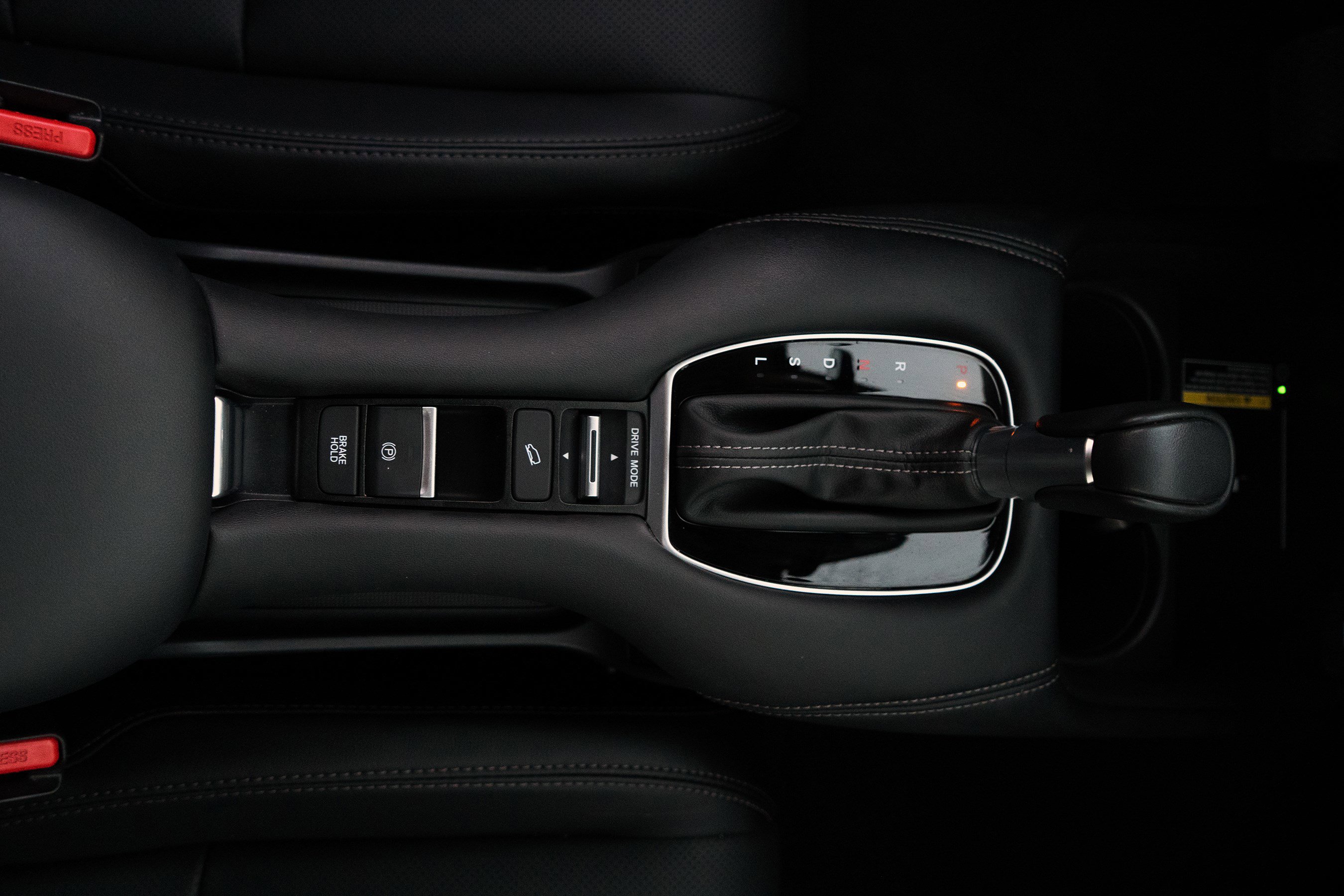 Certified 2025 Honda HR-V EX-L image 27