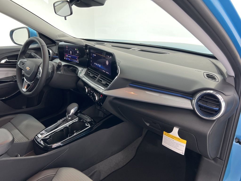 New 2026 Chevrolet Trax LT w/ Driver Confidence Package image 25