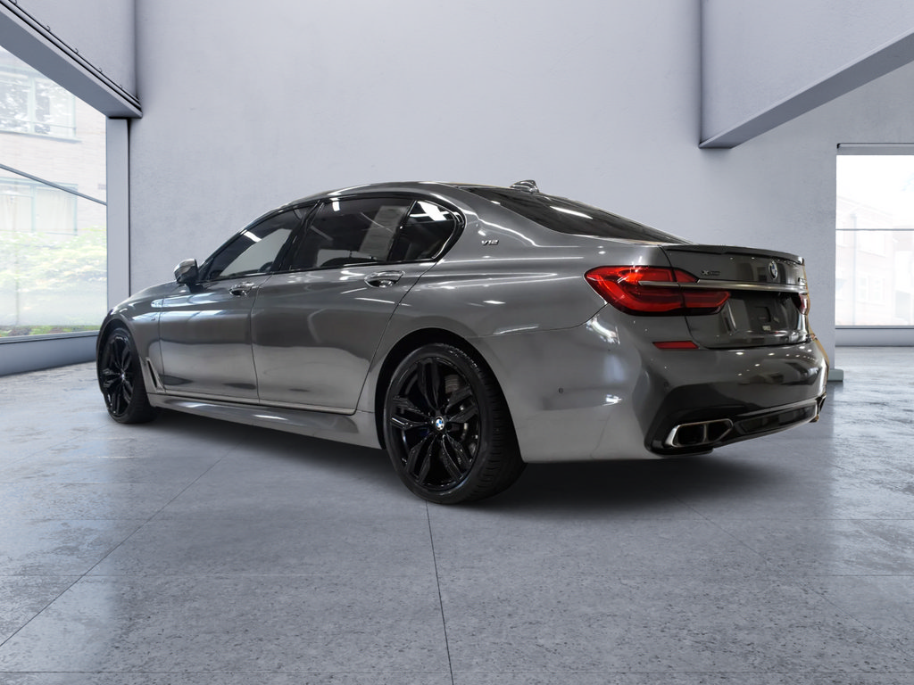 Used 2018 BMW M760i xDrive AWD/4WD image 5