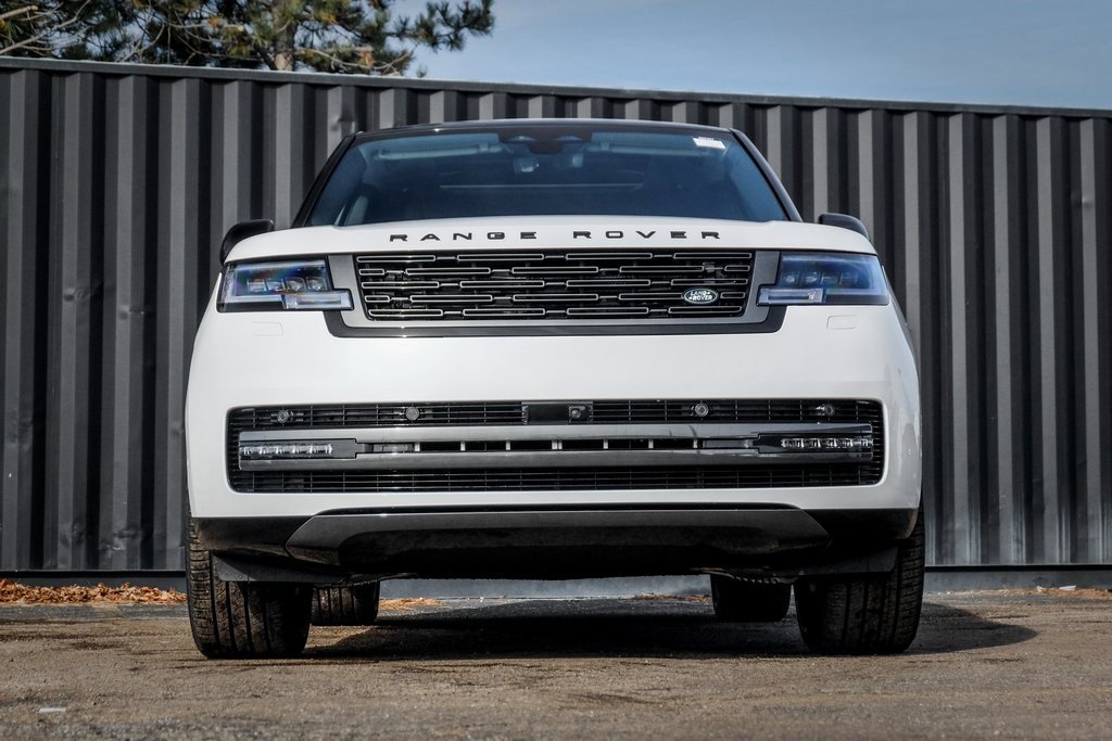 New 2025 Land Rover Range Rover SE image 5