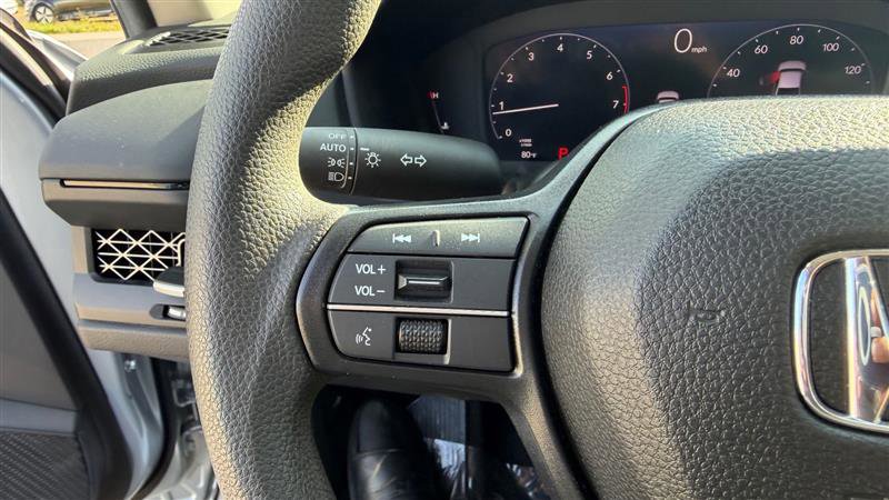 Used 2025 Honda Accord SE image 23