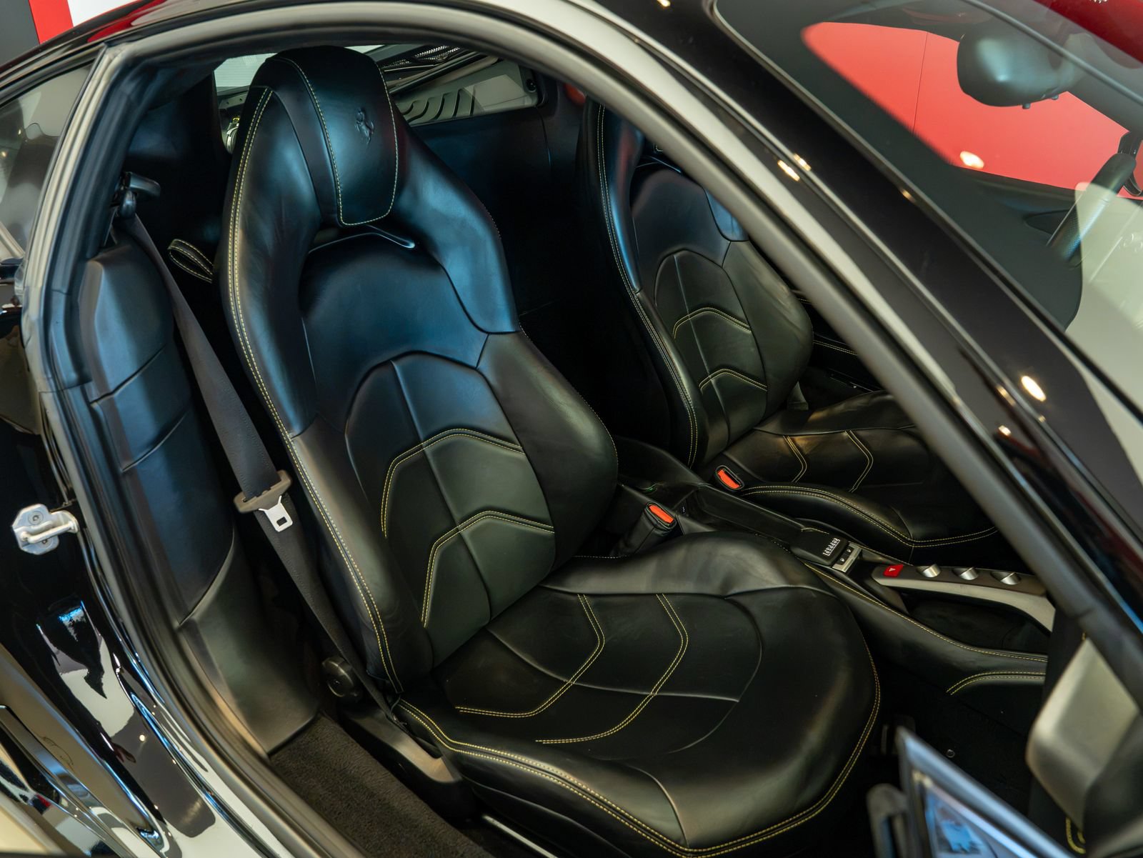 Certified 2016 Ferrari 488 GTB RWD image 19