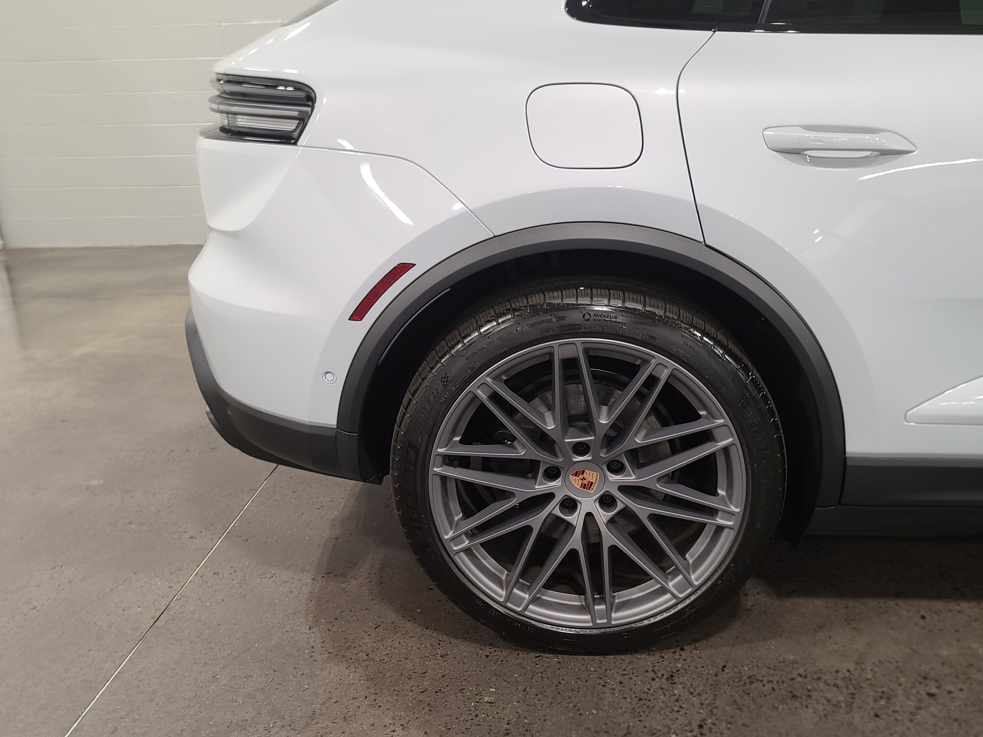 New 2026 Porsche Macan 4 Electric AWD/4WD image 36