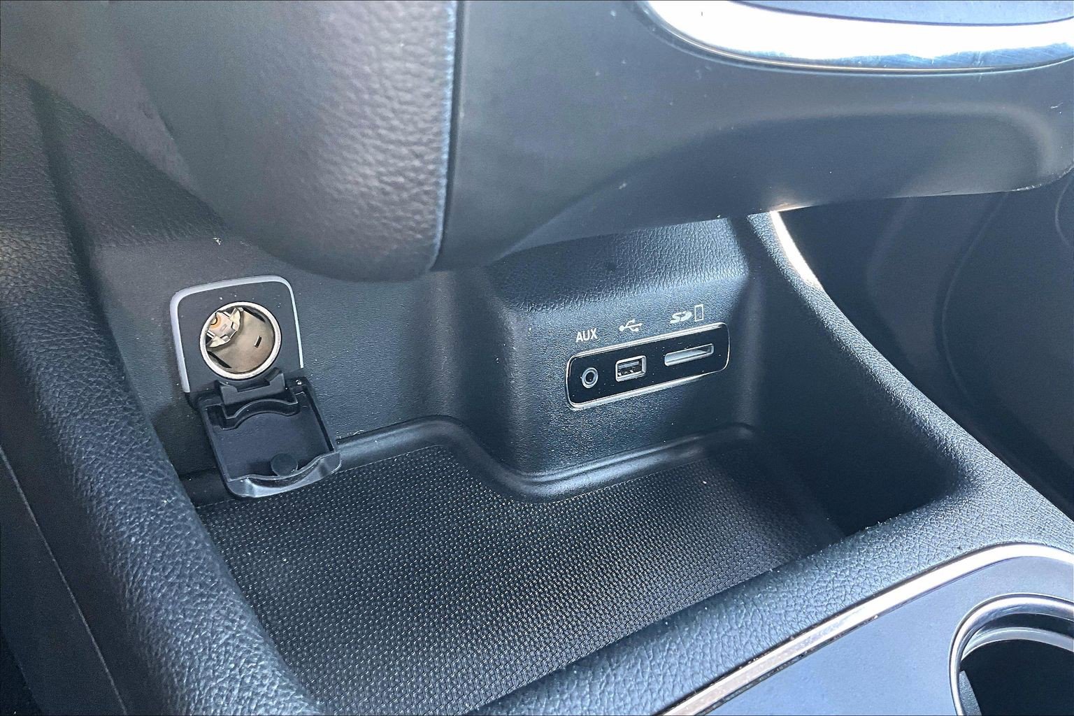 Used 2017 Dodge Durango SXT w/ Quick Order Package 23B RWD image 32