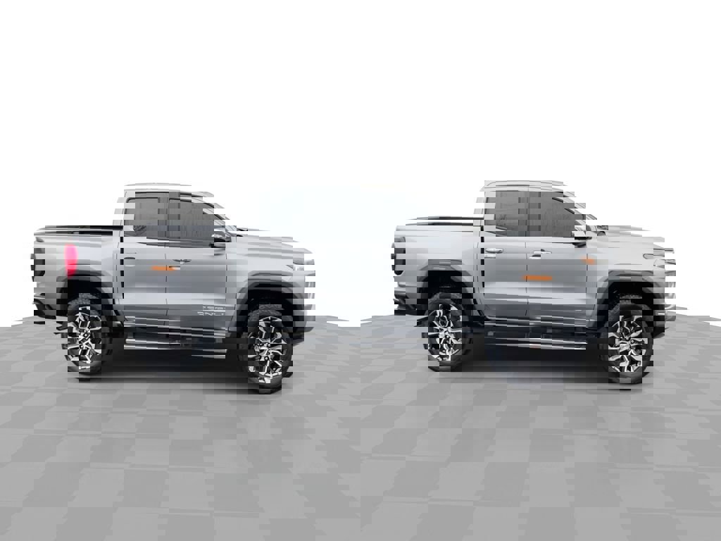 New 2026 GMC Canyon Denali image 9