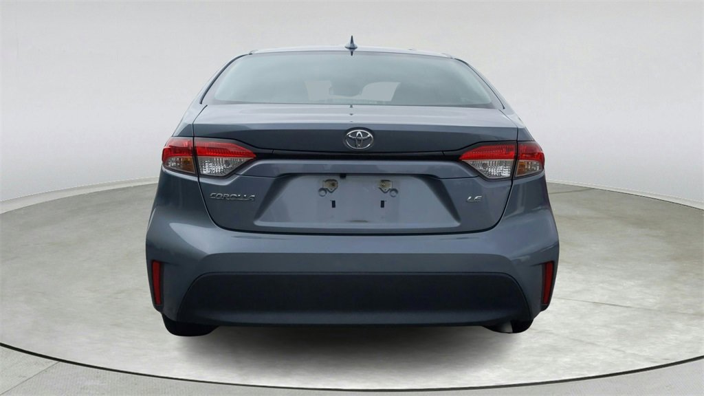 Used 2023 Toyota Corolla LE image 5