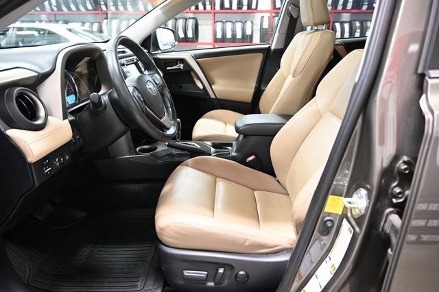 Used 2014 Toyota RAV4 Limited image 11
