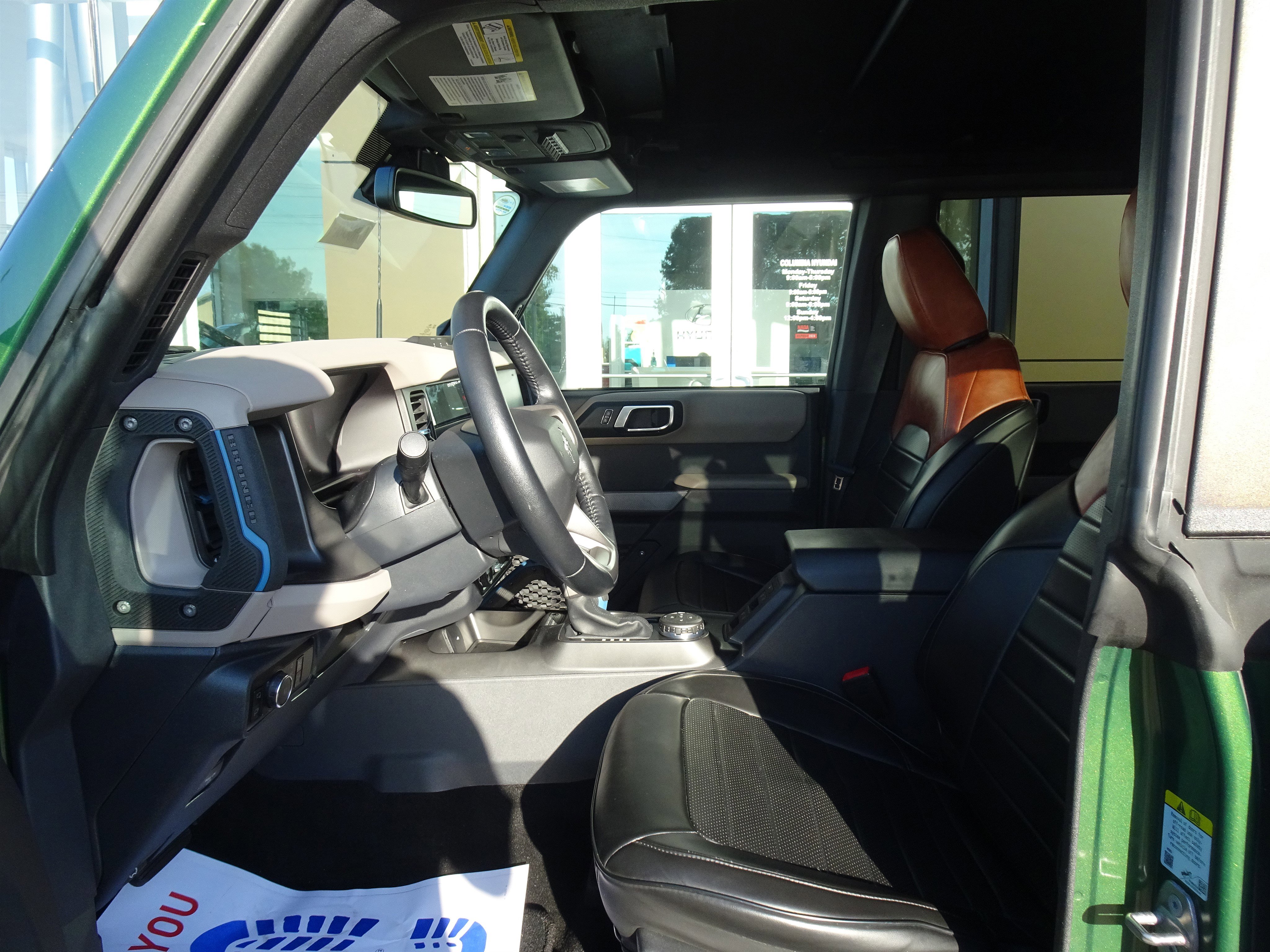 Used 2023 Ford Bronco Wildtrak image 8