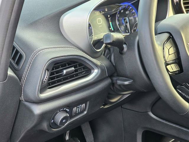 Used 2022 Chrysler Pacifica Limited w/ S Appearance Package image 17