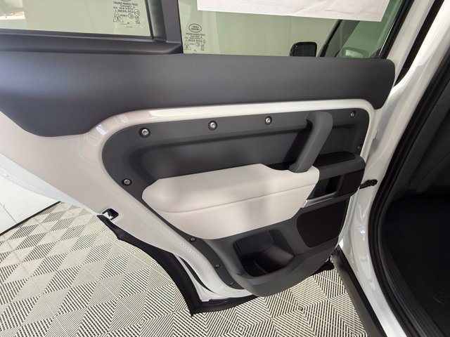 New 2026 Land Rover Defender 110 S AWD/4WD image 27