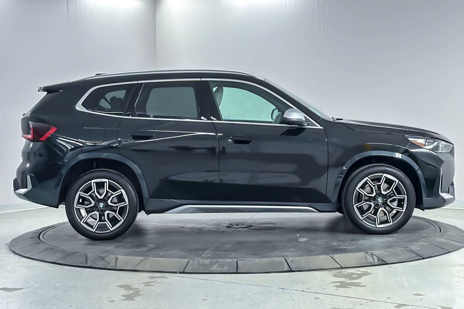 Certified 2024 BMW X1 xDrive28i w/ Convenience Package AWD/4WD image 8