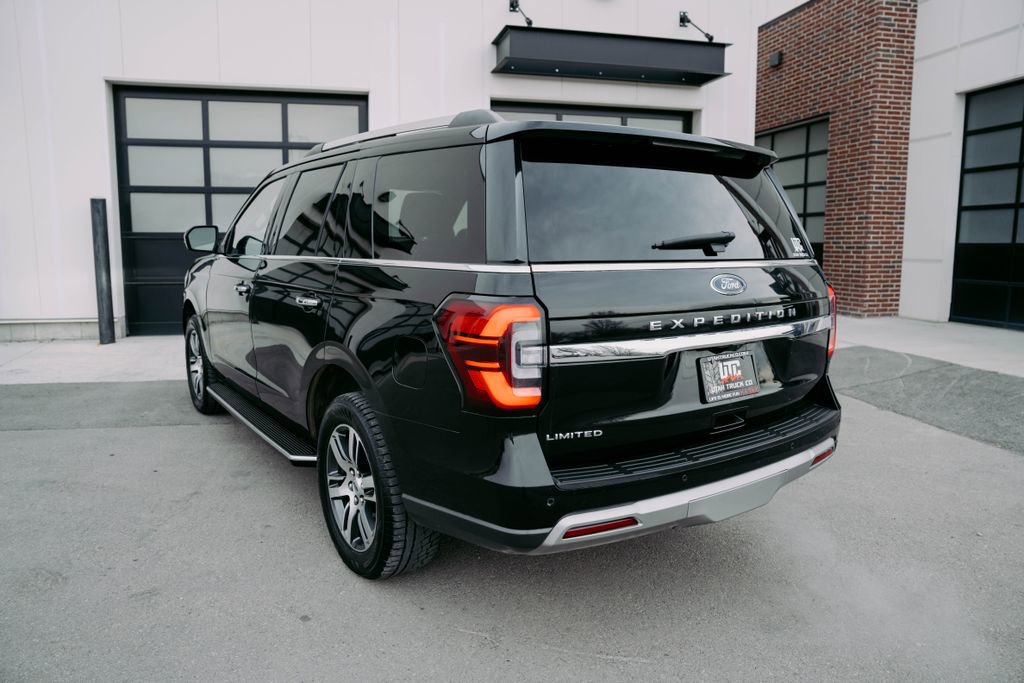 Used 2023 Ford Expedition Limited image 6