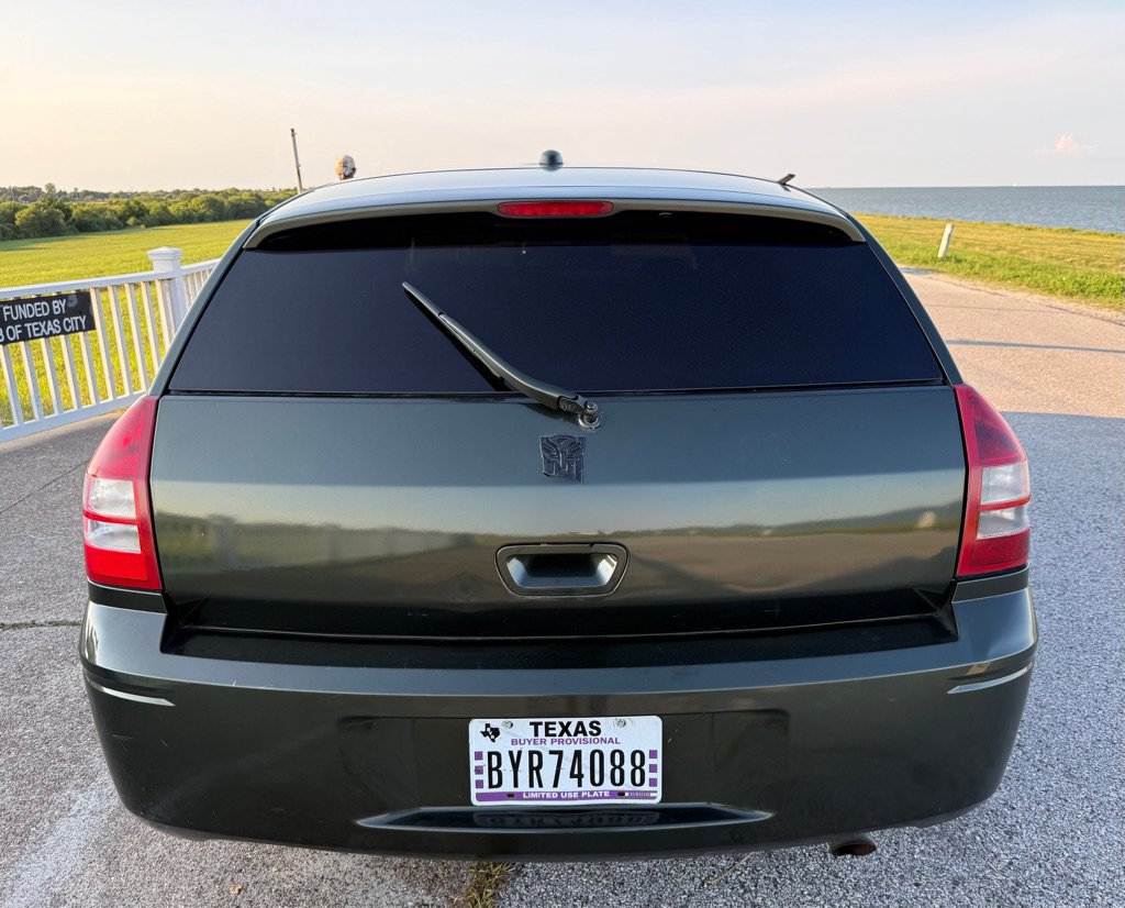 Used 2005 Dodge Magnum SE RWD image 6