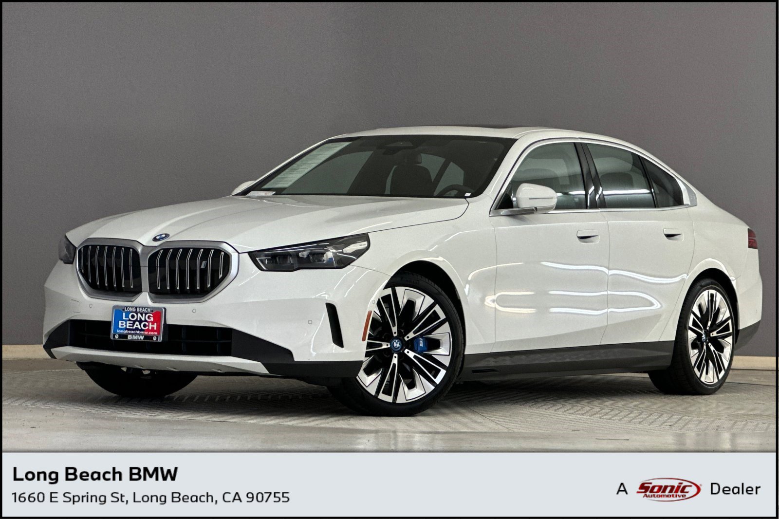 Used 2024 BMW i5 eDrive40i w/ Convenience Package