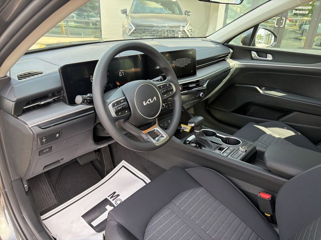 New 2026 Kia K5 LXS FWD image 28
