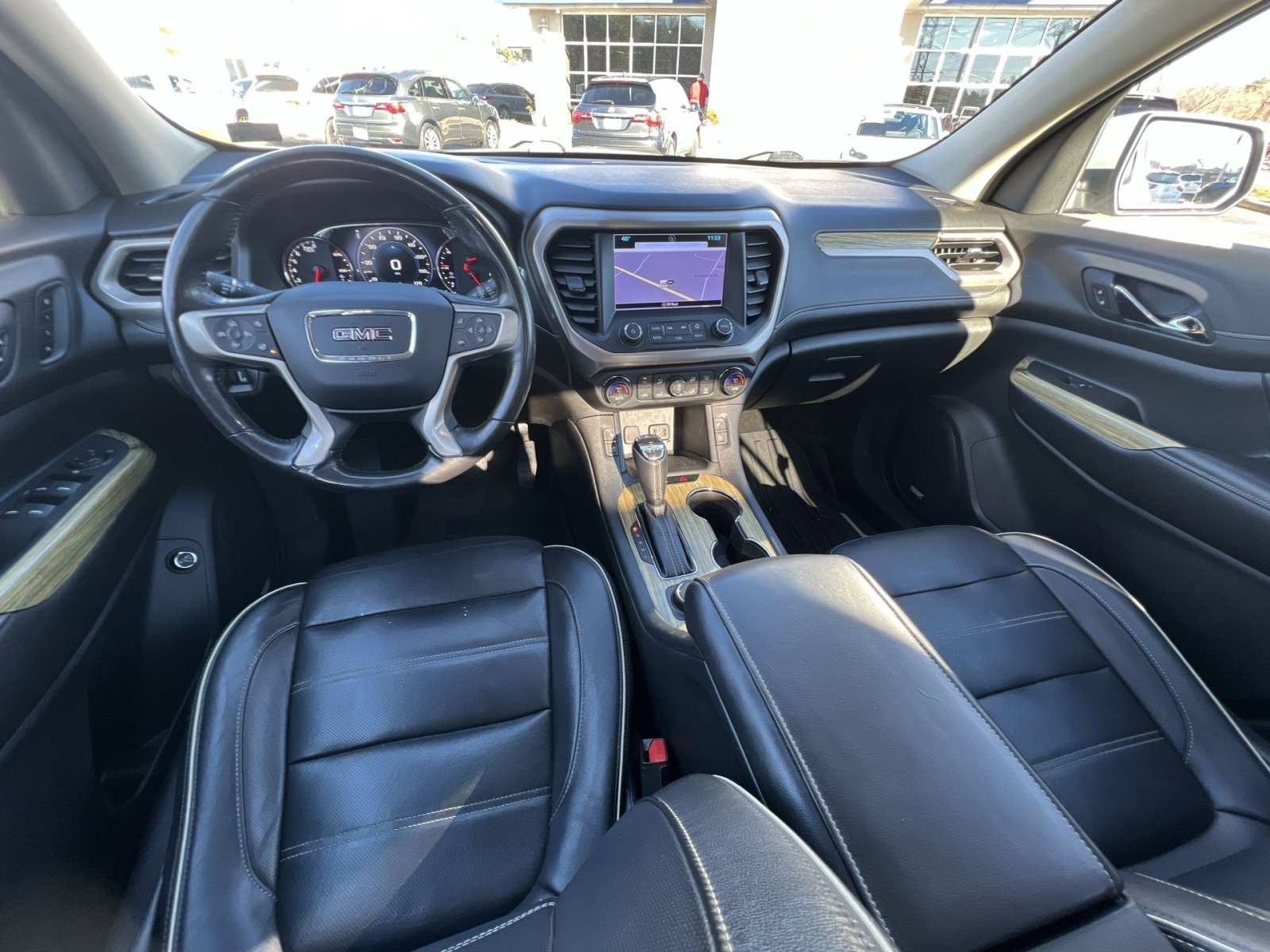 Used 2019 GMC Acadia Denali w/ Technology Package image 2