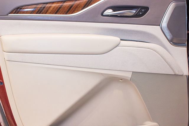 Used 2023 Cadillac Escalade ESV Premium Luxury Platinum w/ LPO, Radiant Package image 21