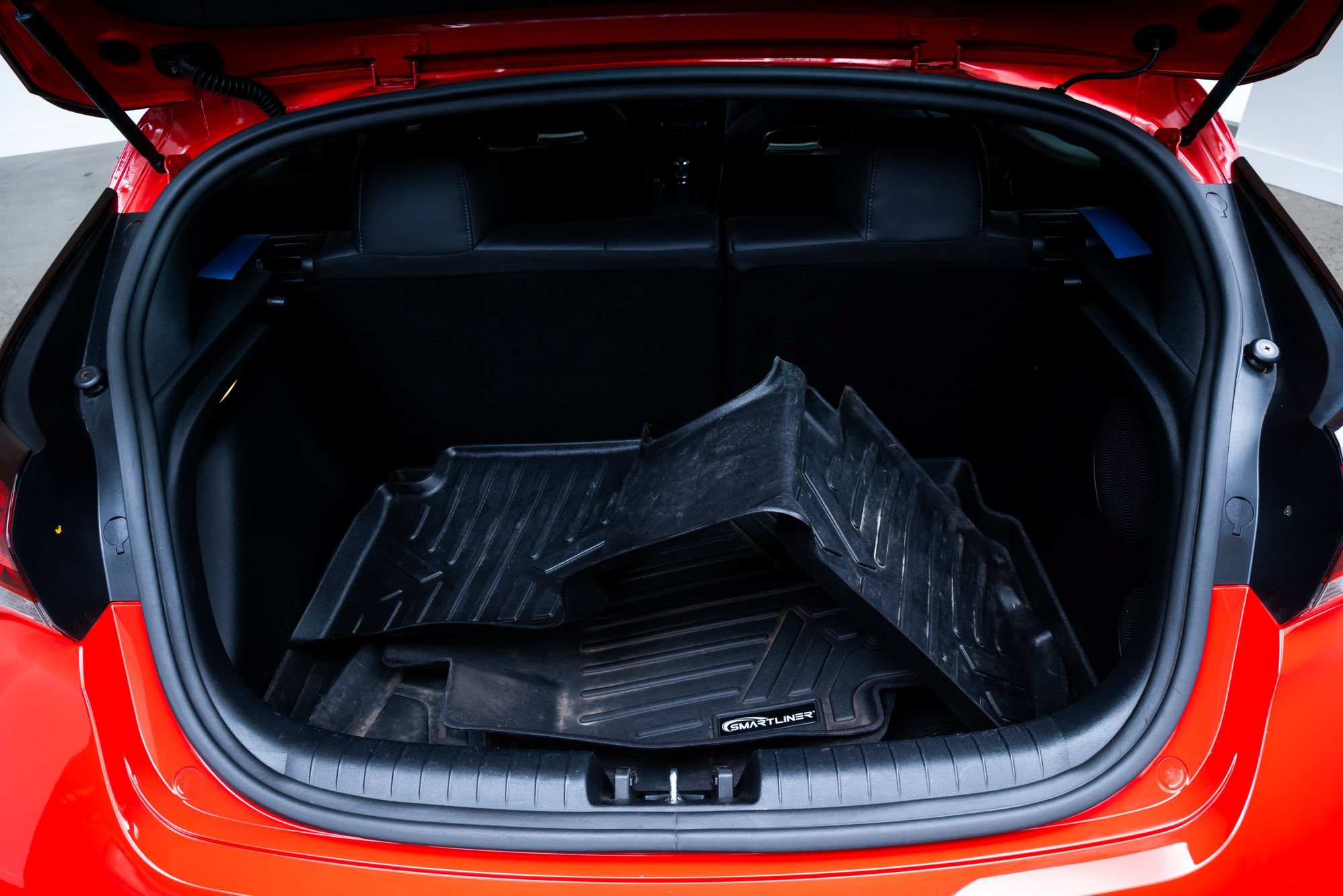 Used 2022 Hyundai Veloster N FWD image 7