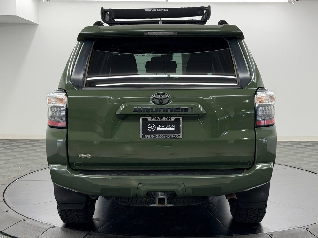 Used 2022 Toyota 4Runner Trail Special Edition AWD/4WD image 11