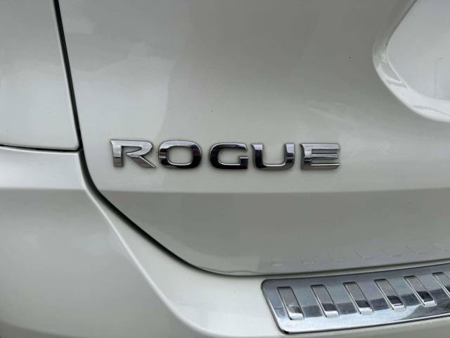 Used 2019 Nissan Rogue SV FWD image 16