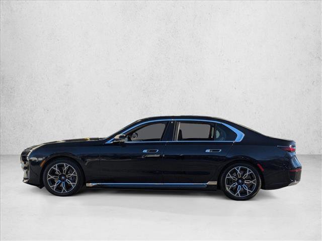 Certified 2024 BMW i7 xDrive60 w/ Executive Package image 9