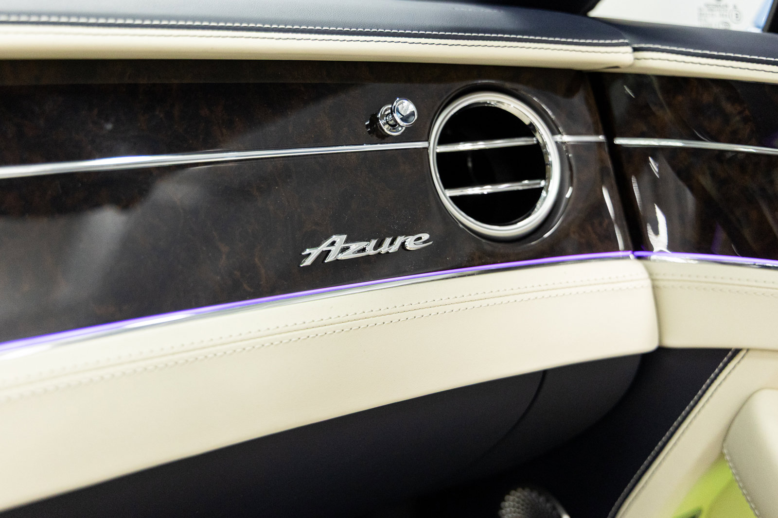 New 2026 Bentley Continental GTC image 39
