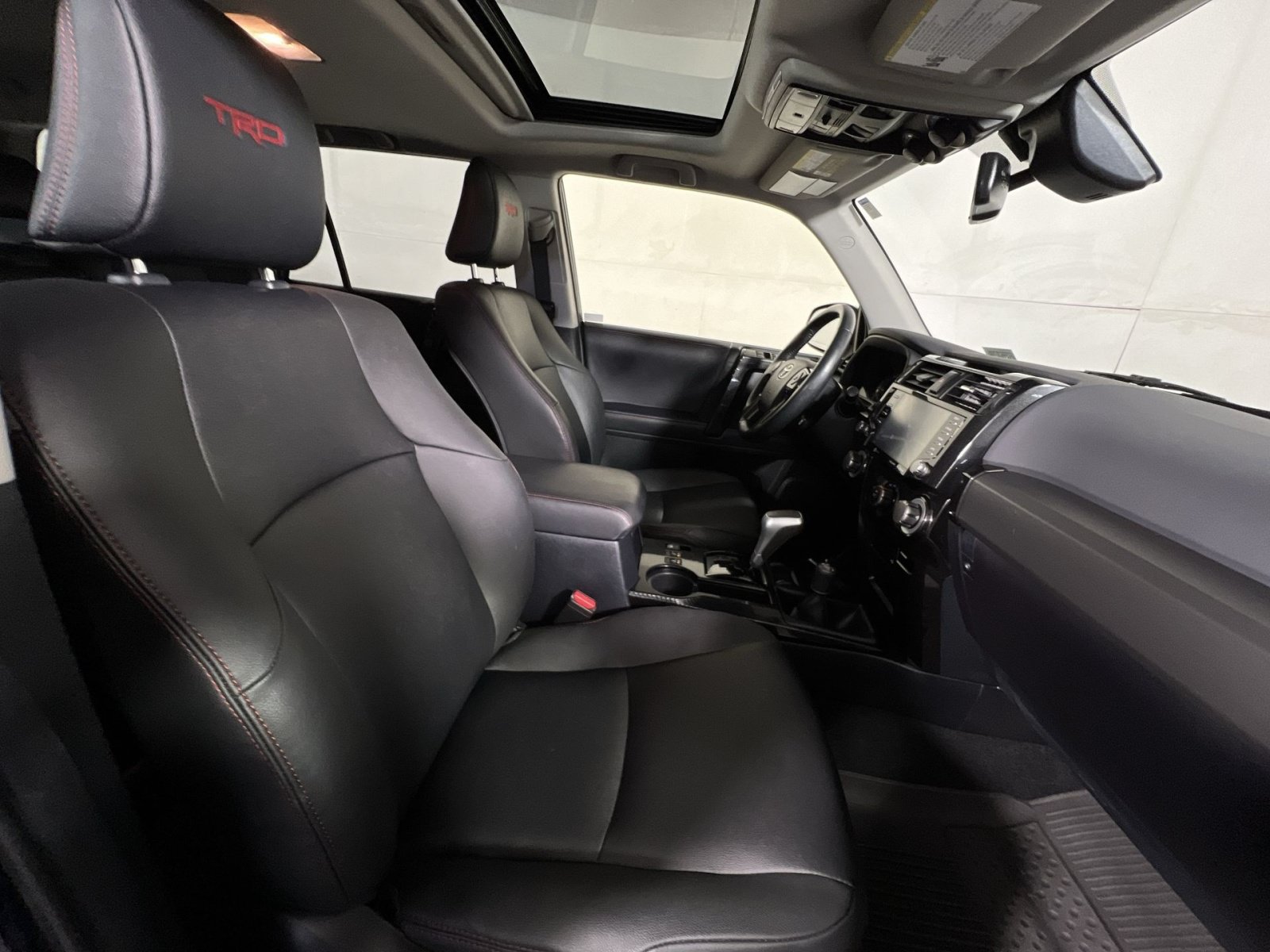 Used 2023 Toyota 4Runner TRD Off-Road Premium w/ Off Road Premium Plus Package AWD/4WD image 27