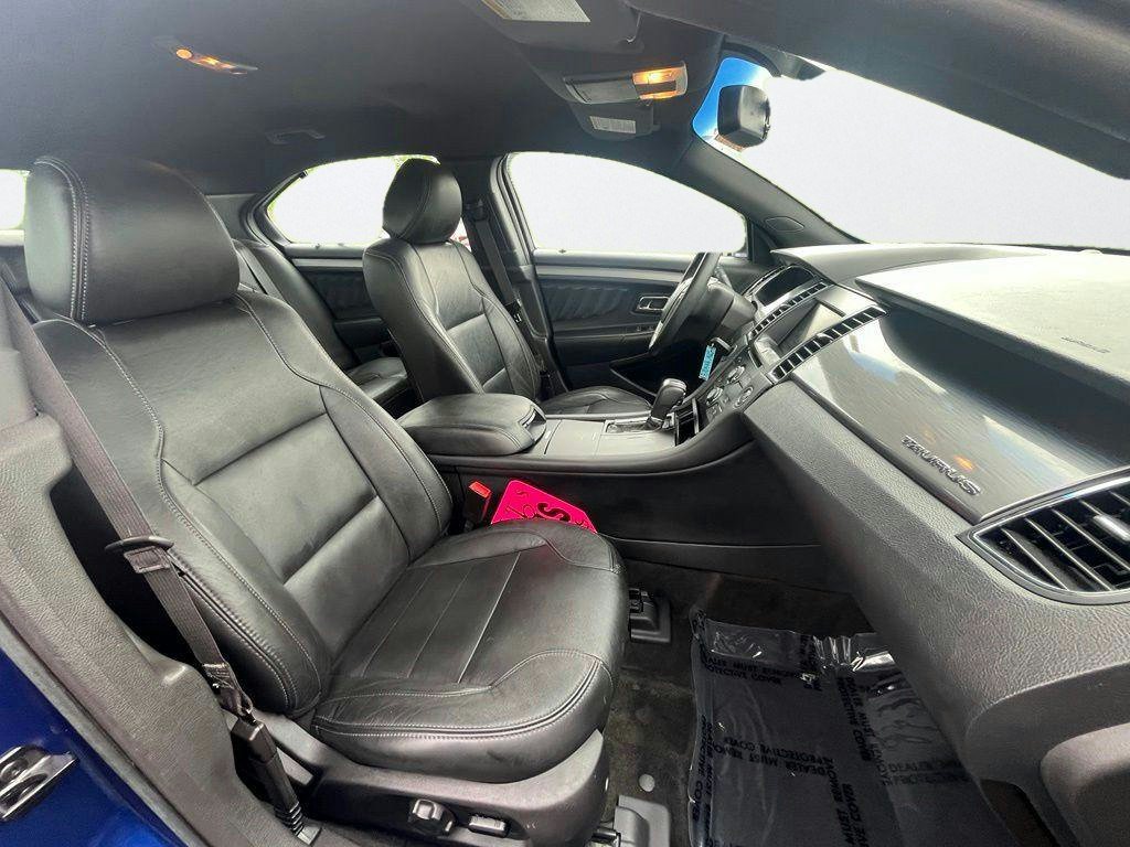 Used 2014 Ford Taurus SEL w/ Equipment Group 201A FWD image 12