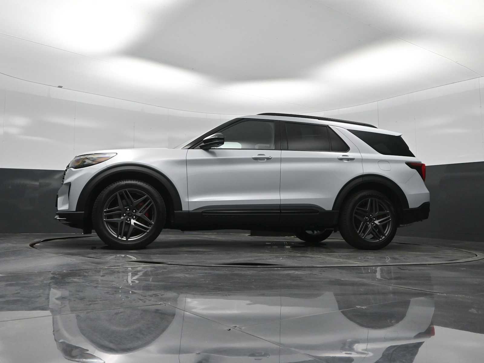 New 2026 Ford Explorer ST w/ Sun And Sound Package AWD/4WD image 30